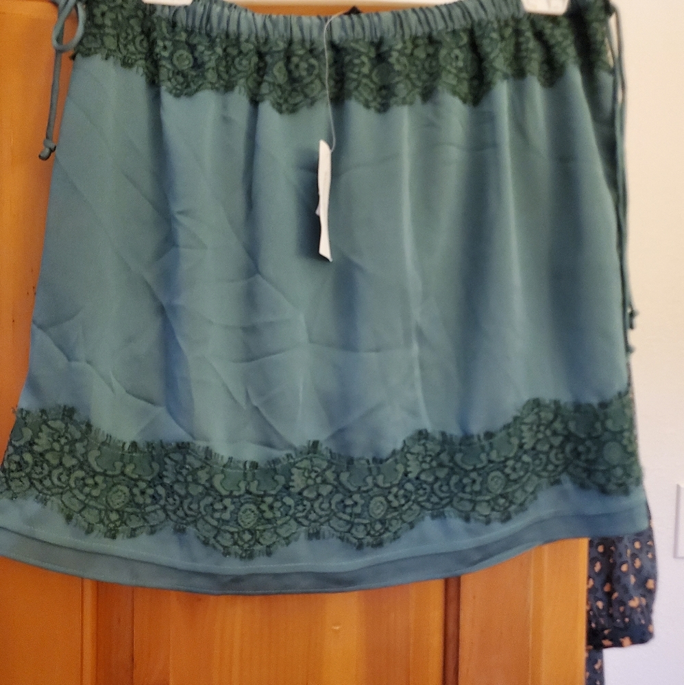 Banana Republic NWT Mini Skirt Sz. M